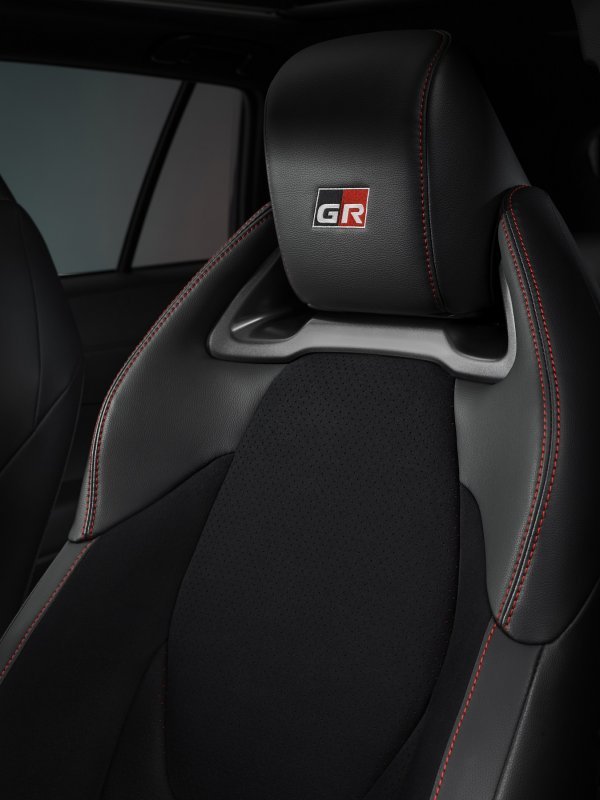 Toyota Corolla Cross GR SPORT