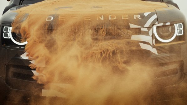 Defender Dakar D7X-R