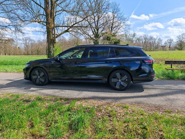 Volkswagen Passat 2.0 TDI DSG R-Line