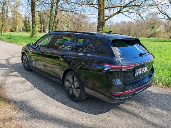 Volkswagen Passat 2.0 TDI DSG R-Line