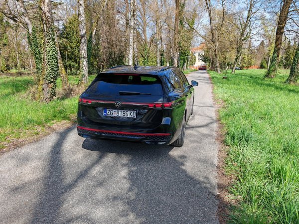 Volkswagen Passat 2.0 TDI DSG R-Line