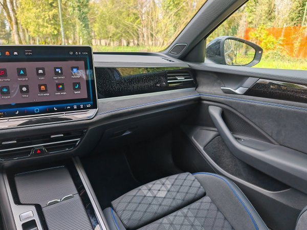 Volkswagen Passat 2.0 TDI DSG R-Line
