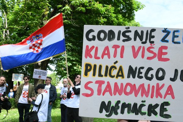 Tvrde da izgradnja kompleksa za preradu peradi s bioplinskim postrojenjem 'nije projekt budućnosti, već projekt ugroze'