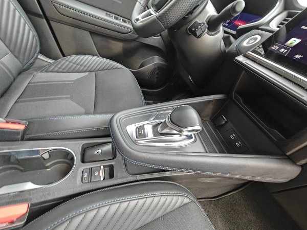 Renault Captur esprit Alpine TCe 160 EDC