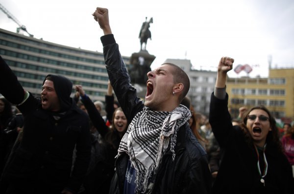 Krize vlasti i masovni prosvjedi već su uobičajeni politički scenariji u Bugarskoj i Rumunjskoj Stoyan Nenov/Reuters