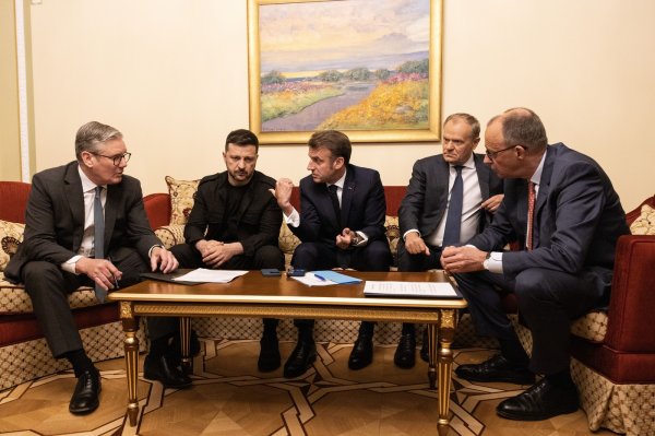 Keir Starmer, Volodimir Zelenski, Emmanuel Macron, Donald Tusk i Friedrich Merz