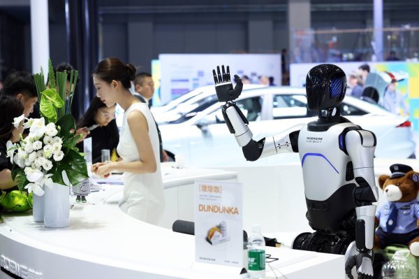 Roboti AGIBOT
