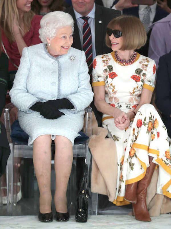 Kraljica Elizabeta II i Anna Wintour na Londonskom tjednu mode