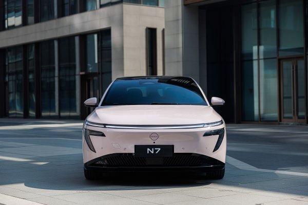 Dongfeng Nissan N7 limuzina