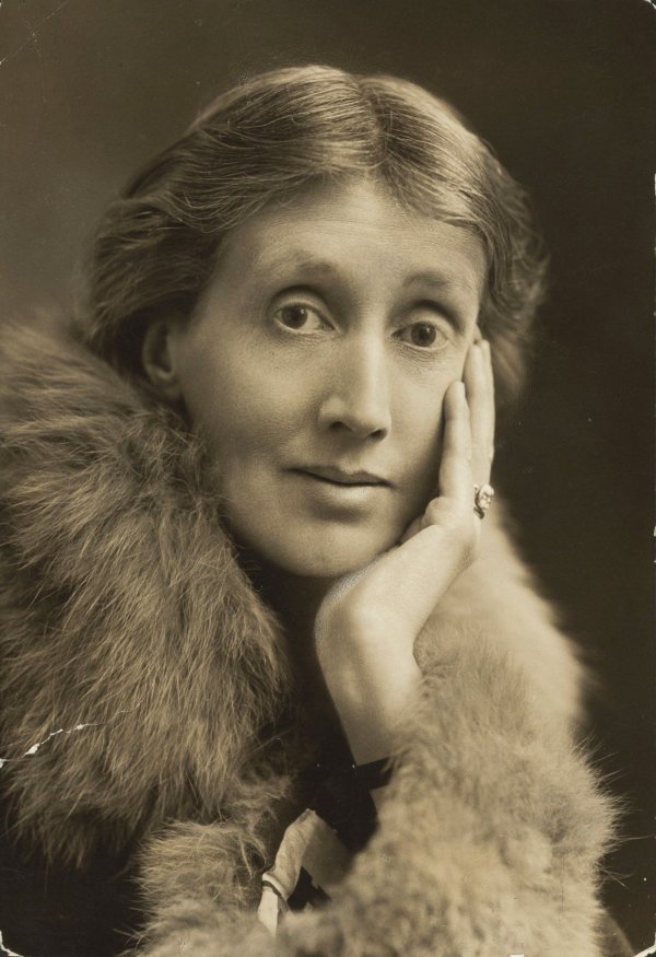 Gospođu Dalloway napisala je nakon niz živčanih slomova