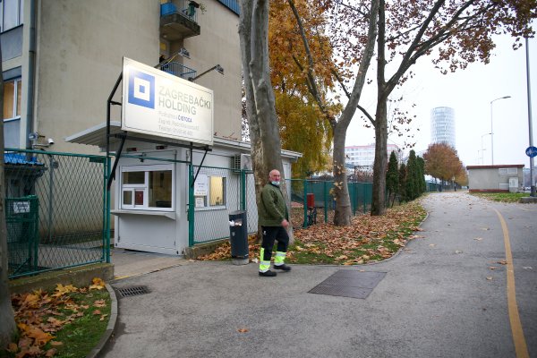 Zagrebački Holding, ulaz u Čistoću
