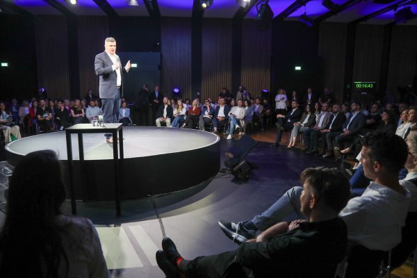 Zoran Milanović na Danima komunikacija