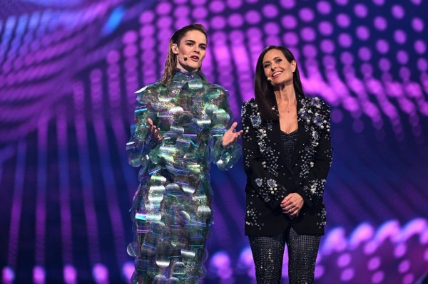 Hazel Brugger i Sandra Studer