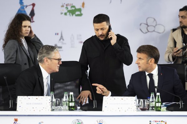 Keir Starmer, Volodimir Zelenski i Emmanuel Macron na samitu u Tirani