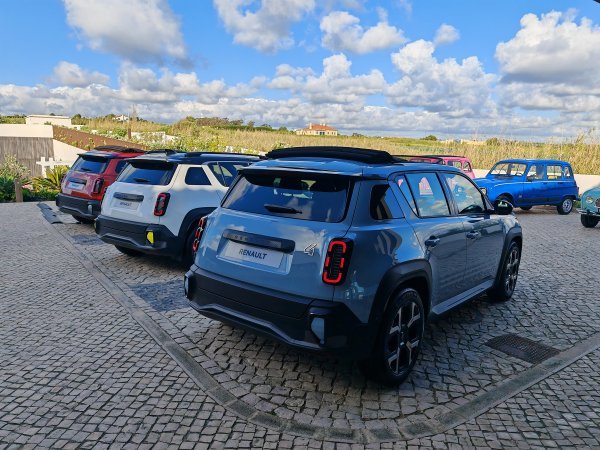 Renault 4 E-Tech electric - dinamička premijera