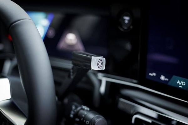 Renault 4 E-Tech electric - dinamička premijera