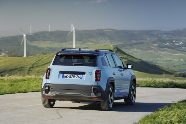 Renault 4 E-Tech electric - dinamička premijera