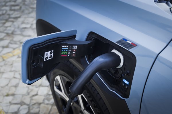 Renault 4 E-Tech electric - dinamička premijera