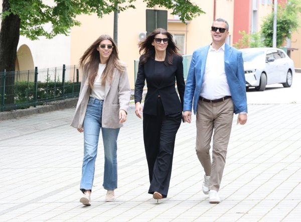 Josipa Pleslić sa kćerkom Katjom Rimac i suprugom Josipom Pleslićem