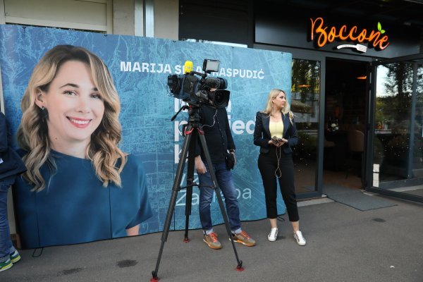 Doček izbornih rezultata u izbornom stožeru Marije Selak Raspudić