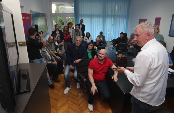 Doček izbornih rezultata u stožeru SDP-a u Splitu