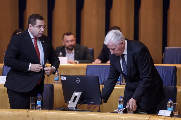 Zastupnici SNSD-a srušili kvorum