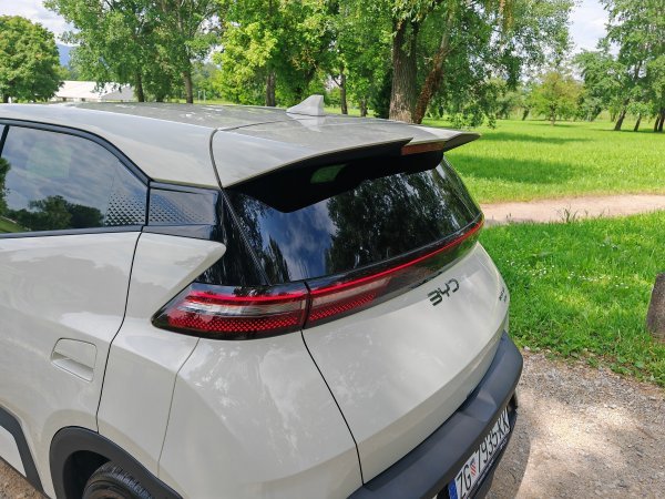 BYD Dolphin Surf - hrvatska pemijera