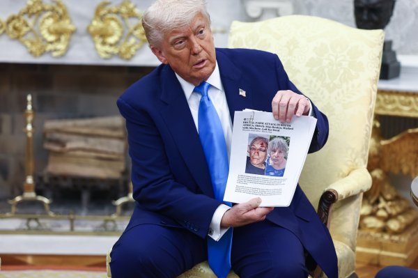 Cirkus koji je Trump priredio u Ovalnom uredu zbog navodnog genocida u Južnoj Africi