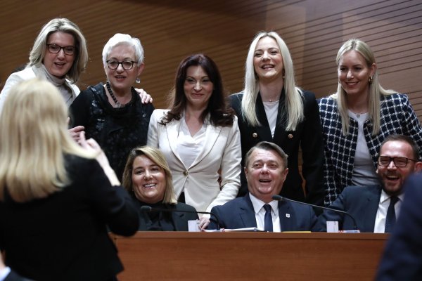 Oproštaj Nataše Tramišak u Saboru