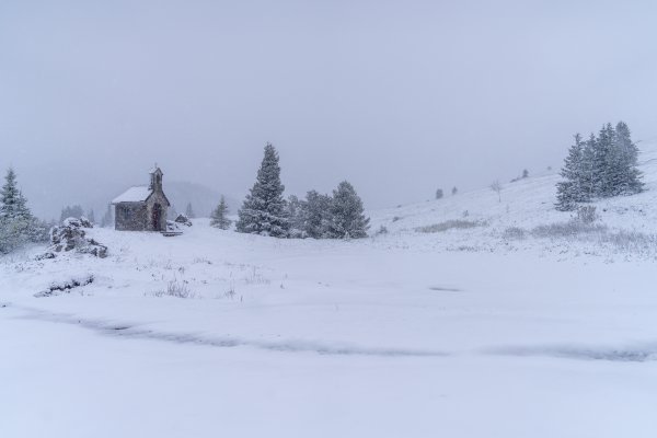 Snijeg pao u Nacionalnom parku Sjeverni Velebit