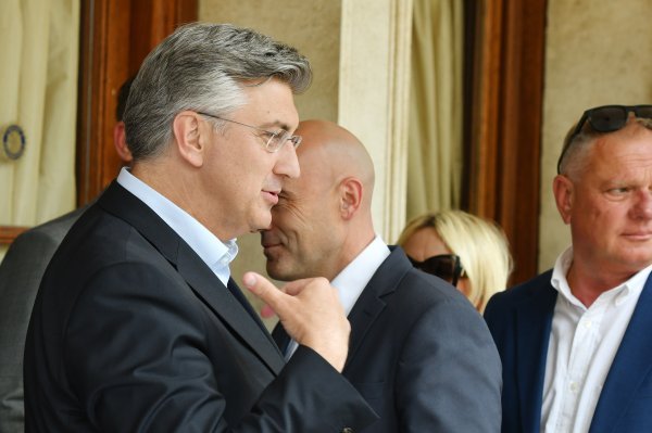 HDZ-u nakon izbora skočila podrška, evo kojim strankama pada