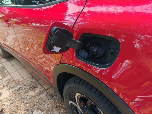 Alfa Romeo Junior Ibrida 1.2 136 KS