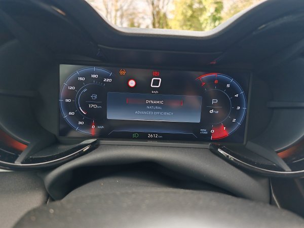 Alfa Romeo Junior Ibrida 1.2 136 KS