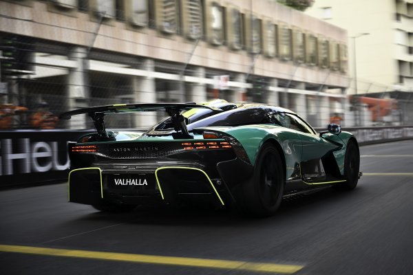 Aston Martin Valhalla na legendarnoj F1 stazi u Monaku
