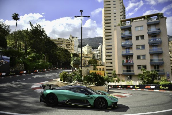 Aston Martin Valhalla na legendarnoj F1 stazi u Monaku