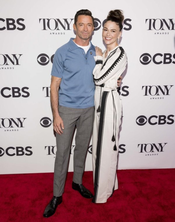 Hugh Jackman i Sutton Foster