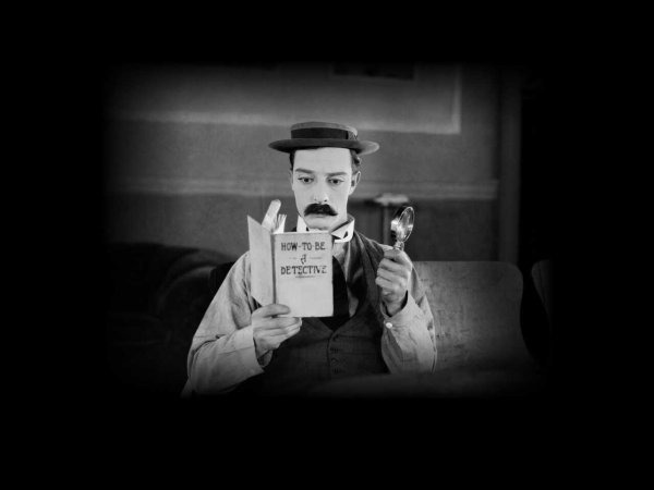 Sherlock Jr. (1924.) zapamćen je po revolucionarnoj izvedbi iluzije "ulaska u ekran"