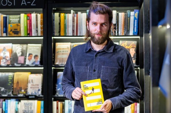 'U obrazovanje ulažemo onoliko koliko nam je do obrazovanja stalo - malo. Obrazovni sustav počiva na posvećenim entuzijastkinjama i entuzijastima, ali to ne može biti dovoljno'