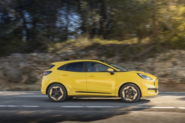 Ford Puma Gen-E Electric Yellow žuta - dinamička premijera