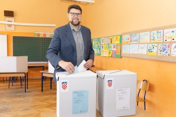 Peđa Grbin