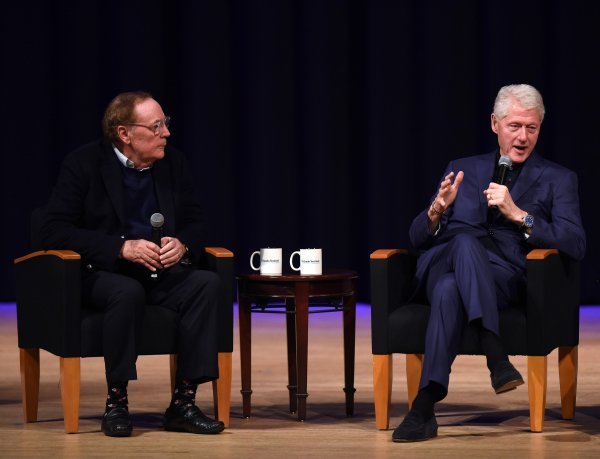 James Patterson i Bill Clinton