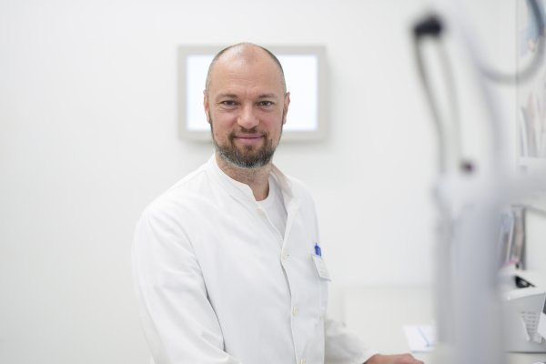 Dr. Luka Bilić, Poliklinika Bilić Vision
