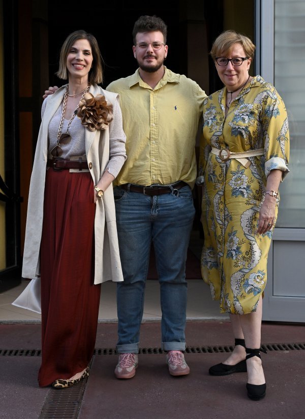 Bojana Gregorić Vejzović, Espi Tomčić, Bojana Radović