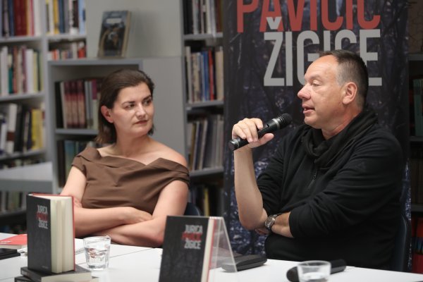 S urednicom Adrianom Pitešom