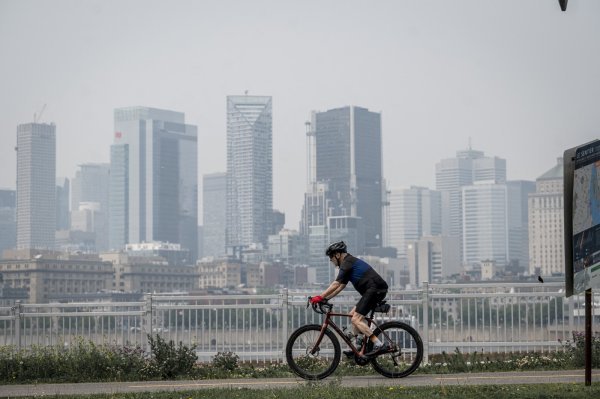Dim nad Montrealom nakon šumskih požara u Kanadi