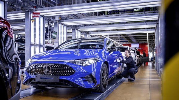 Mercedes-Benz CLA