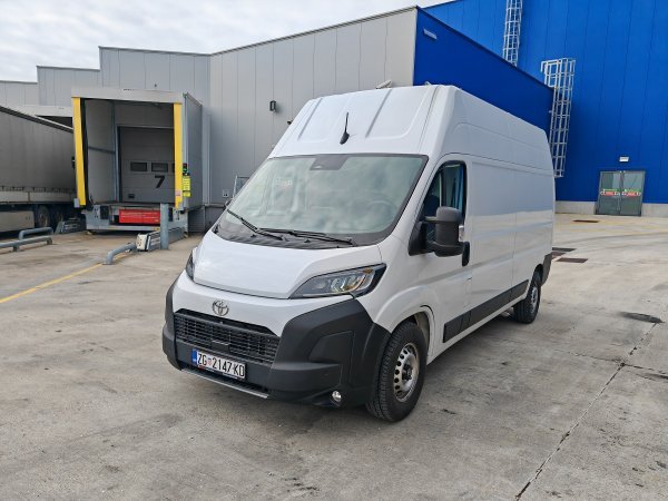 Vozili smo Proace Max: Uspješan ulazak Toyote u segment velikih komercijalnih kombija u Europi