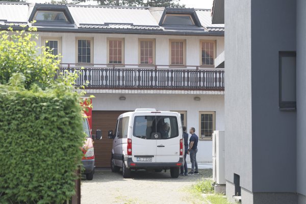 Privođenje Anđelka Ščukaneca