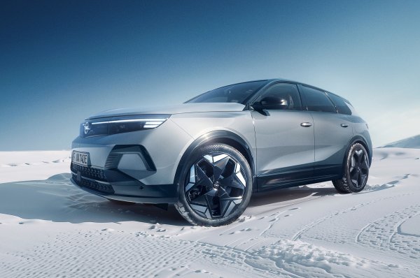 Opel Grandland Electric AWD - prve slike