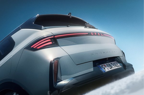 Opel Grandland Electric AWD - prve slike